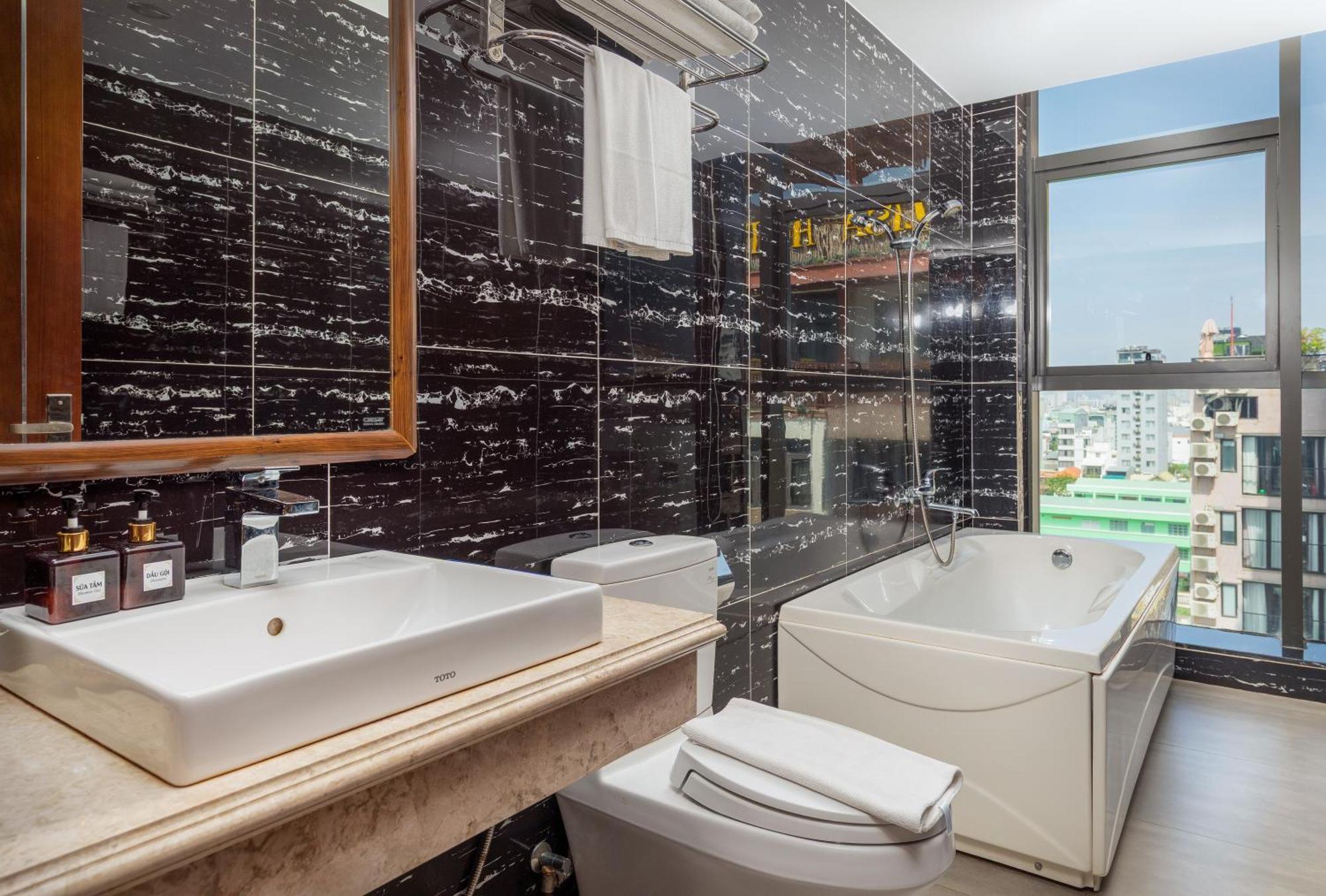 Sana Da Nang Beach Hotel Kültér fotó